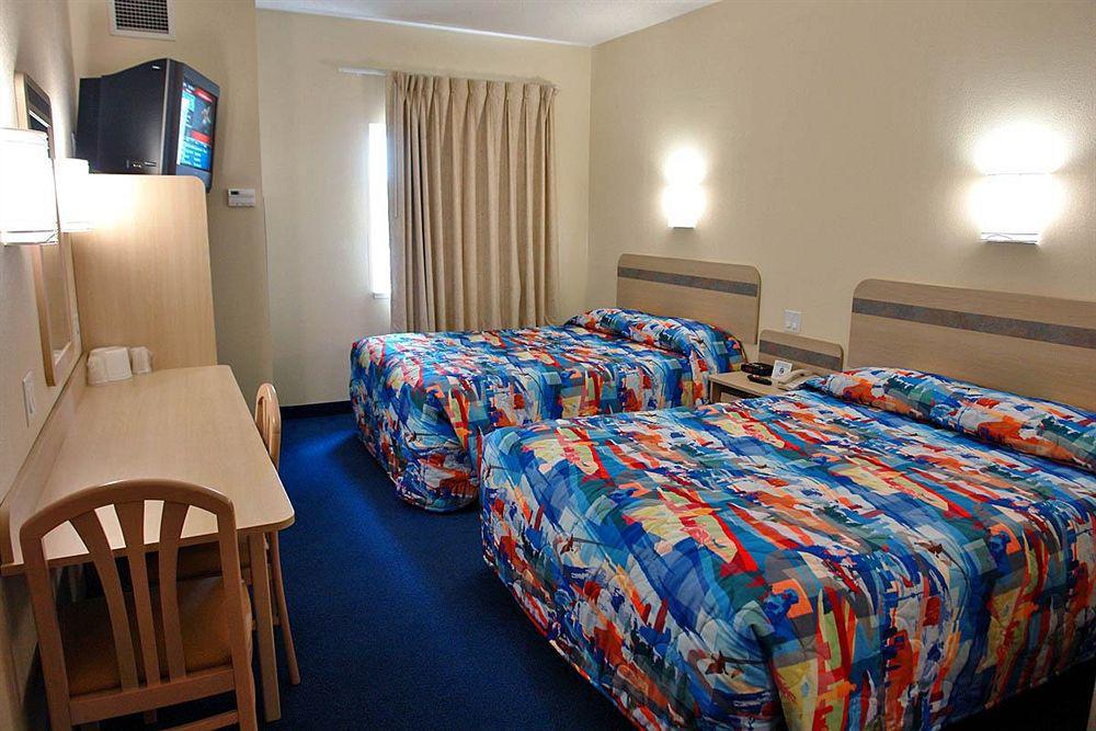 Motel 6-London, On - Ontario Екстериор снимка