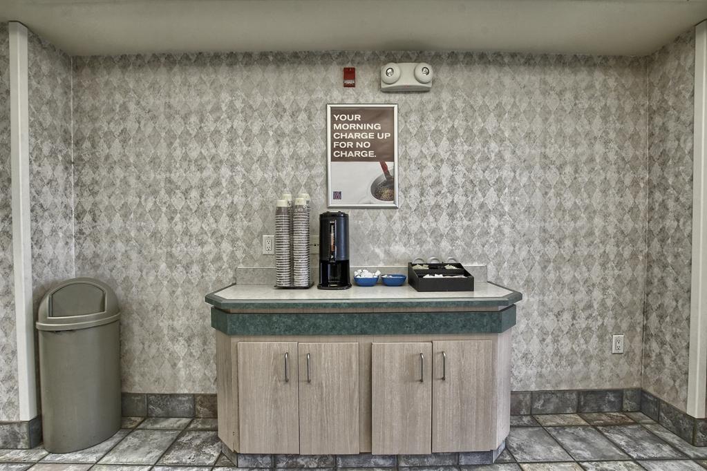 Motel 6-London, On - Ontario Интериор снимка