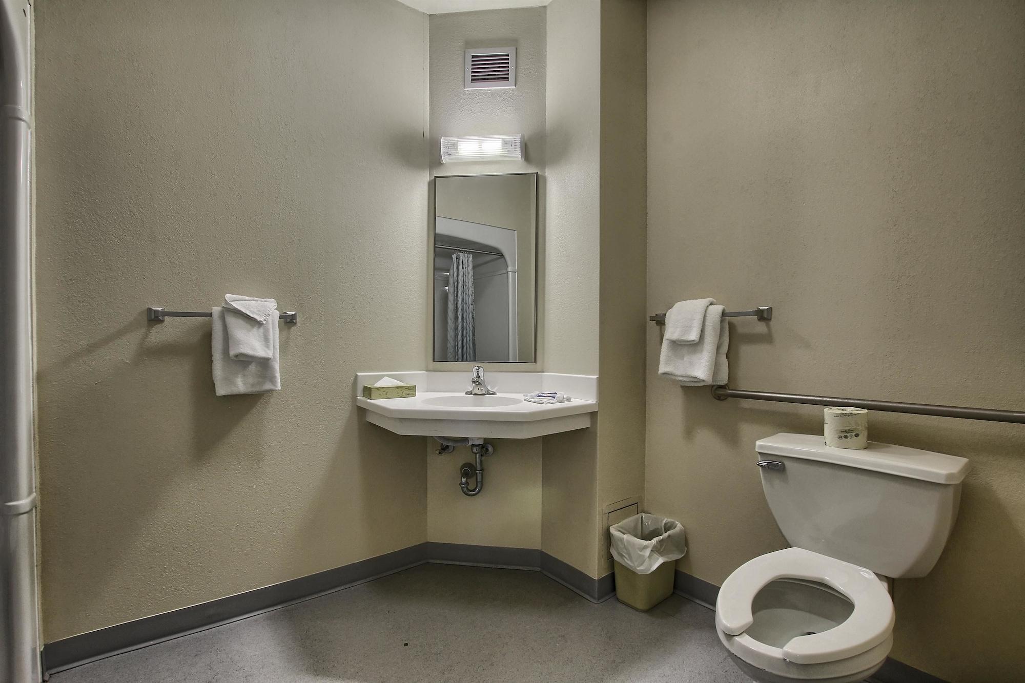 Motel 6-London, On - Ontario Екстериор снимка