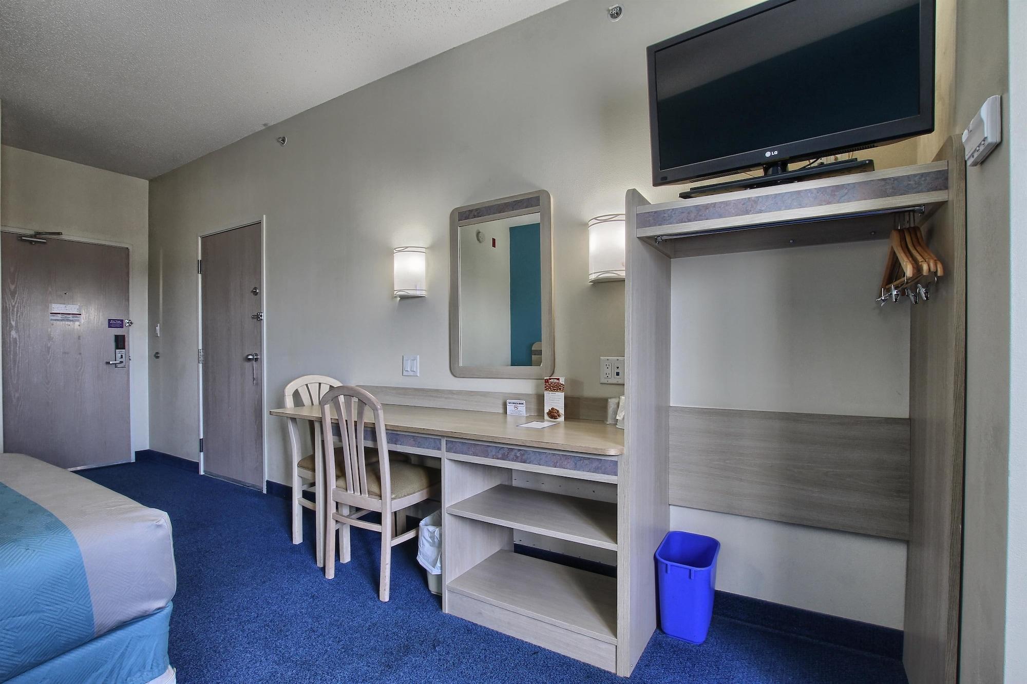 Motel 6-London, On - Ontario Екстериор снимка